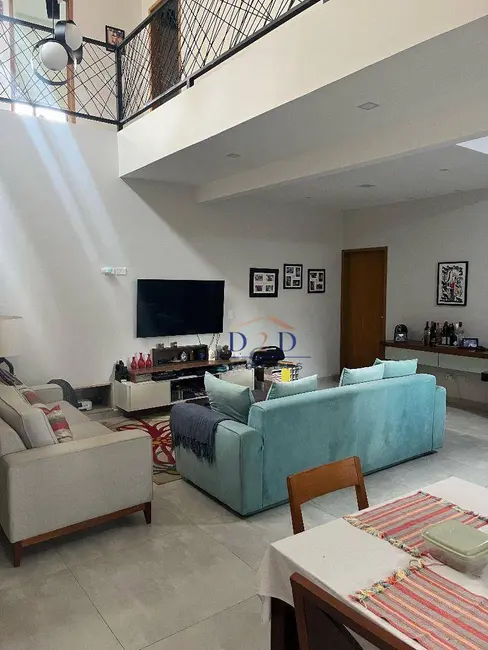 Foto 9 de Casa com 3 quartos à venda, 380m2 em Jardim do Lago, Atibaia - SP
