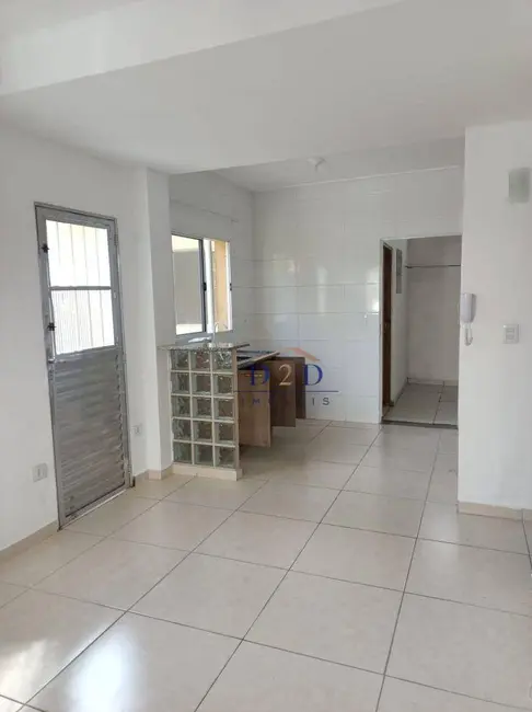 Casa com 3 quartos à venda, 90m2 em Jardim Santo Antônio, Atibaia - SP - imagem 3 Foto 3 de Casa com 3 quartos à venda, 90m2 em Jardim Santo Antônio, Atibaia - SP
