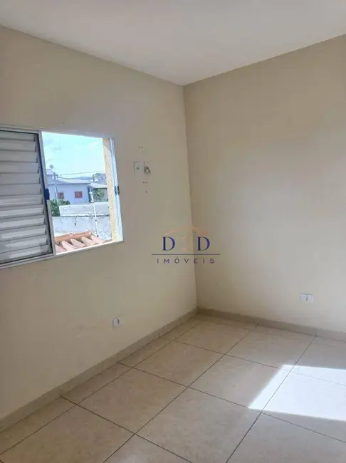 Casa com 3 quartos à venda, 90m2 em Jardim Santo Antônio, Atibaia - SP - imagem 4 Foto 4 de Casa com 3 quartos à venda, 90m2 em Jardim Santo Antônio, Atibaia - SP