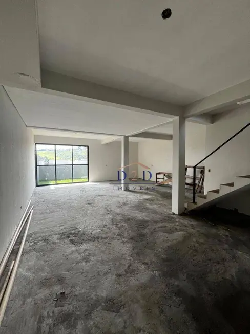 Foto 3 de Casa com 3 quartos à venda, 180m2 em Jardim das Cerejeiras, Atibaia - SP