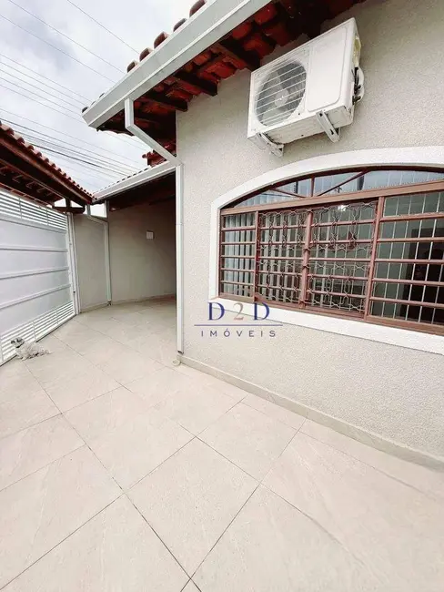 Foto 1 de Casa com 2 quartos à venda, 161m2 em Centro, Atibaia - SP