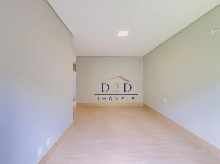 Casa com 3 quartos à venda, 385m2 em Ressaca, Atibaia - SP - imagem 3 Foto 3 de Casa com 3 quartos à venda, 385m2 em Ressaca, Atibaia - SP