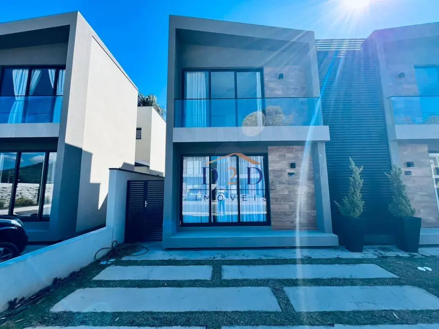 Casa de Condomínio com 3 quartos à venda, 3000m2 em Vila Santista, Atibaia - SP - imagem 1 Foto 1 de Casa de Condomínio com 3 quartos à venda, 3000m2 em Vila Santista, Atibaia - SP