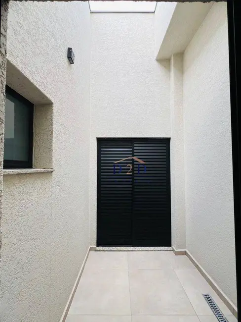 Casa com 3 quartos à venda, 170m2 em Jardim Alvinópolis, Atibaia - SP - imagem 2 Foto 2 de Casa com 3 quartos à venda, 170m2 em Jardim Alvinópolis, Atibaia - SP