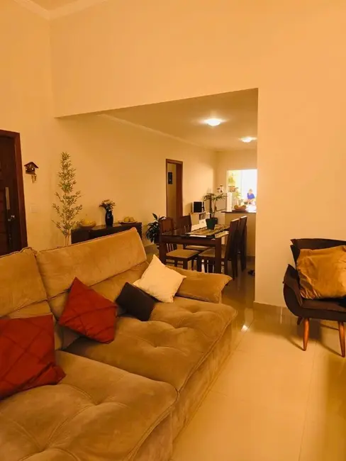 Casa de Condomínio com 3 quartos à venda, 300m2 em Rio Abaixo, Atibaia - SP - imagem 8 Foto 8 de Casa de Condomínio com 3 quartos à venda, 300m2 em Rio Abaixo, Atibaia - SP