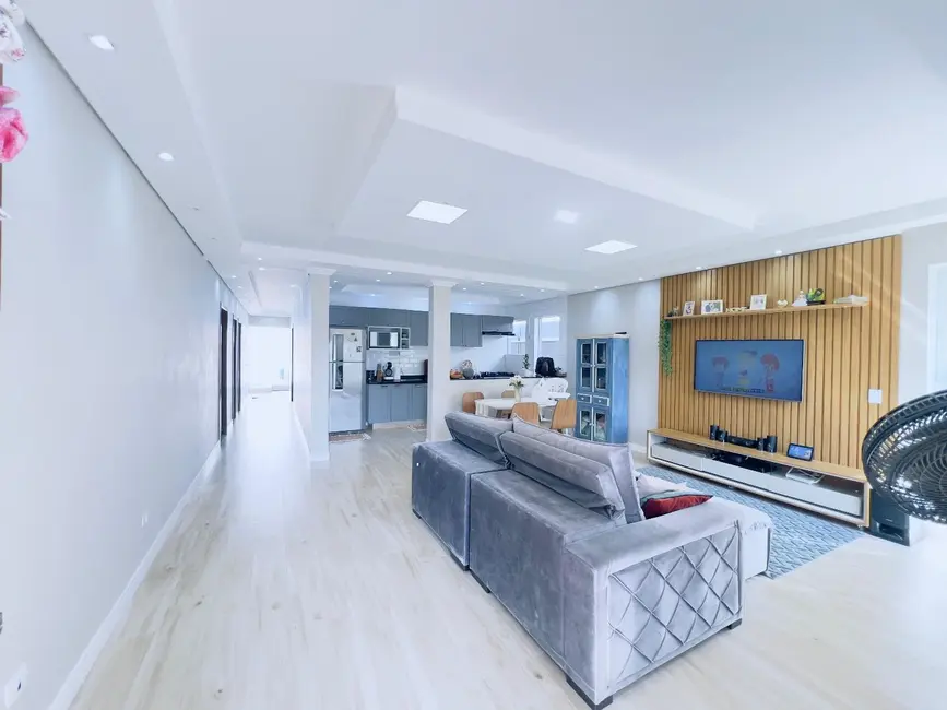 Foto 2 de Casa de Condomínio com 3 quartos à venda, 300m2 em Rio Abaixo, Atibaia - SP