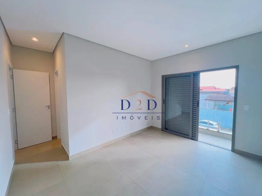 Casa com 3 quartos à venda, 240m2 em Atibaia - SP - imagem 3 Foto 3 de Casa com 3 quartos à venda, 240m2 em Atibaia - SP