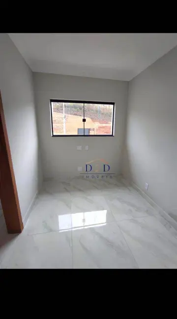 Casa com 3 quartos à venda, 175m2 em Loteamento Vale das Flores, Atibaia - SP - imagem 4 Foto 4 de Casa com 3 quartos à venda, 175m2 em Loteamento Vale das Flores, Atibaia - SP