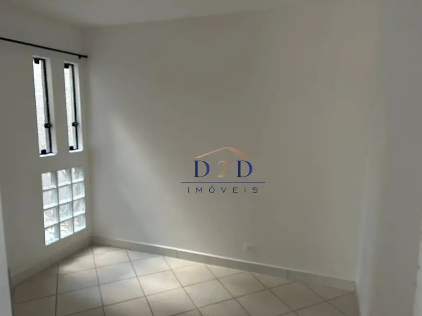 Casa com 3 quartos à venda, 270m2 em Jardim do Lago, Atibaia - SP - imagem 7 Foto 7 de Casa com 3 quartos à venda, 270m2 em Jardim do Lago, Atibaia - SP