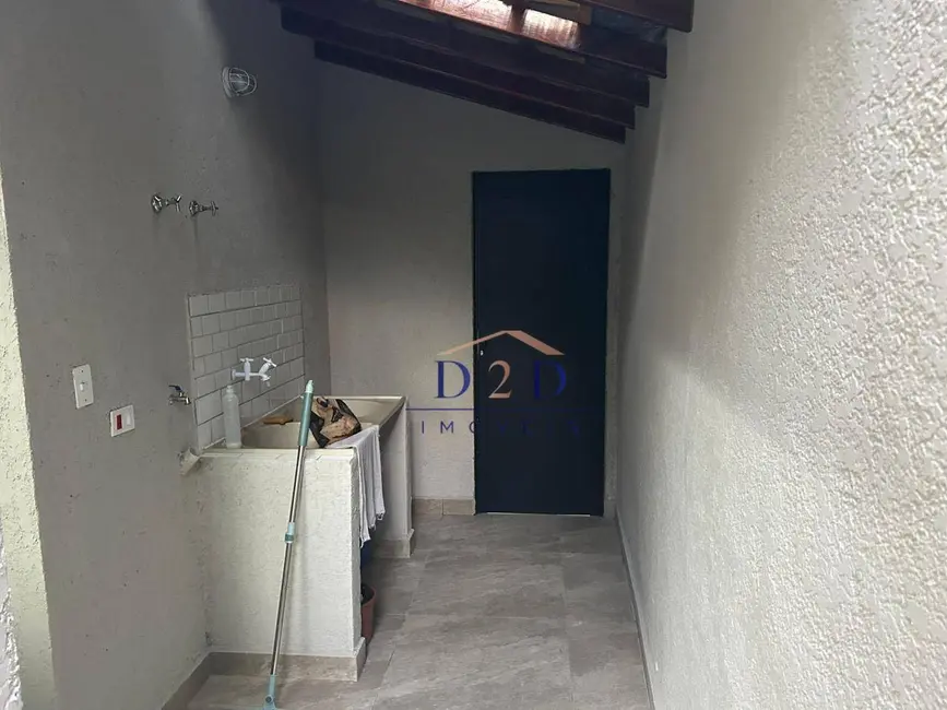 Casa com 3 quartos à venda, 270m2 em Jardim do Lago, Atibaia - SP - imagem 6 Foto 6 de Casa com 3 quartos à venda, 270m2 em Jardim do Lago, Atibaia - SP