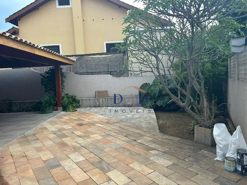Casa com 3 quartos à venda, 270m2 em Jardim do Lago, Atibaia - SP - imagem 4 Foto 4 de Casa com 3 quartos à venda, 270m2 em Jardim do Lago, Atibaia - SP