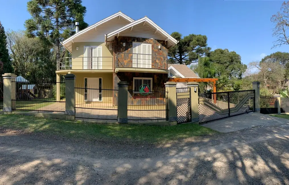 Casa com 4 quartos à venda, 239m2 em Canela - RS - imagem 5 Foto 5 de Casa com 4 quartos à venda, 239m2 em Canela - RS