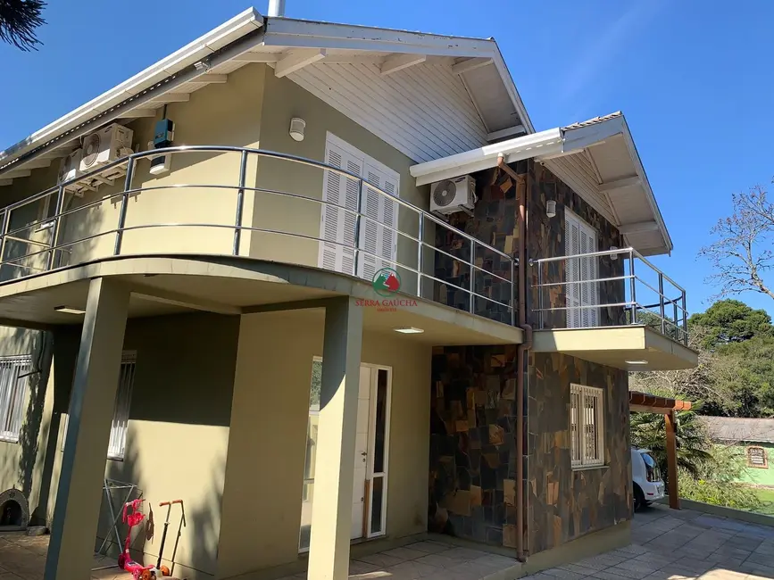Casa com 4 quartos à venda, 239m2 em Canela - RS - imagem 6 Foto 6 de Casa com 4 quartos à venda, 239m2 em Canela - RS