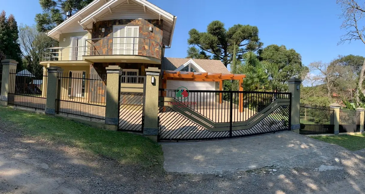 Casa com 4 quartos à venda, 239m2 em Canela - RS - imagem 3 Foto 3 de Casa com 4 quartos à venda, 239m2 em Canela - RS