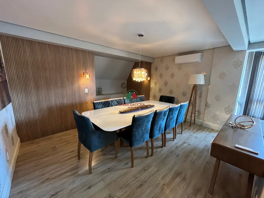 Apartamento com 4 quartos à venda, 313m2 em Centro, Gramado - RS - imagem 6 Foto 6 de Apartamento com 4 quartos à venda, 313m2 em Centro, Gramado - RS