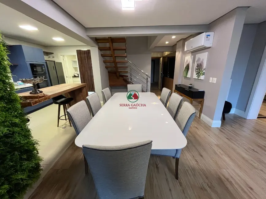 Apartamento com 4 quartos à venda, 310m2 em Centro, Gramado - RS - imagem 8 Foto 8 de Apartamento com 4 quartos à venda, 310m2 em Centro, Gramado - RS