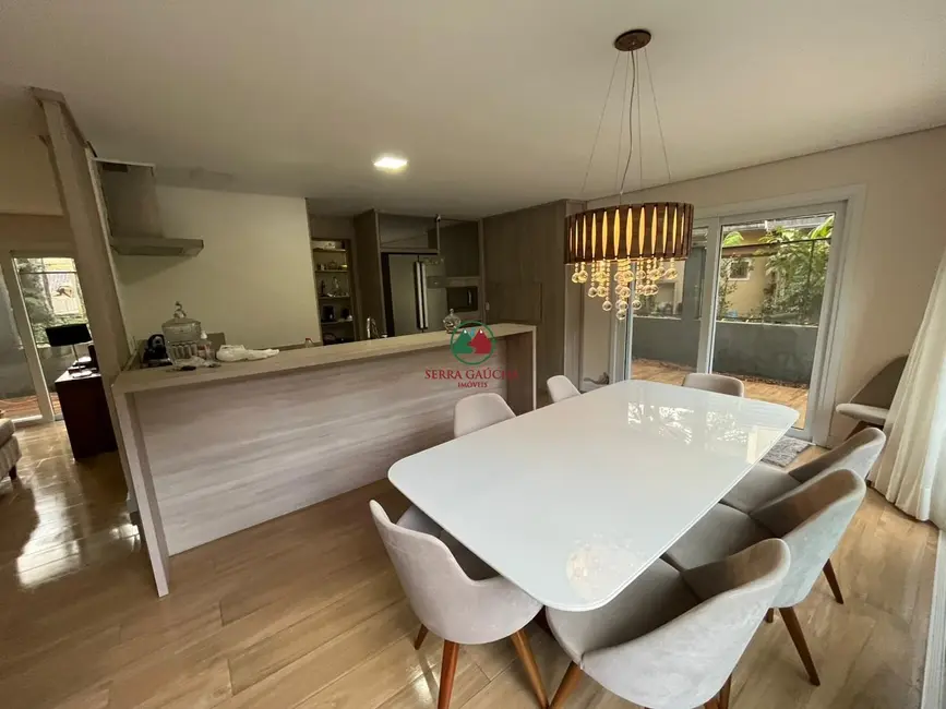 Foto 2 de Casa com 5 quartos à venda, 560m2 em Gramado - RS