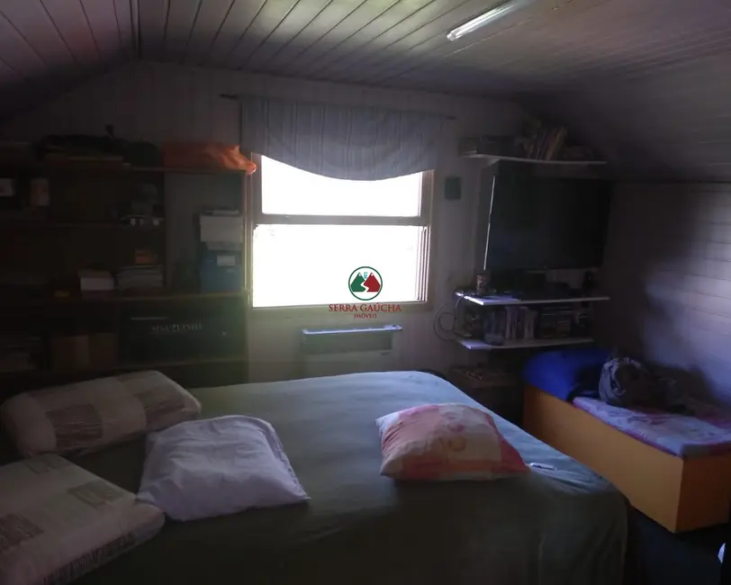 Casa com 4 quartos à venda, 250m2 em Centro, Canela - RS - imagem 5 Foto 5 de Casa com 4 quartos à venda, 250m2 em Centro, Canela - RS