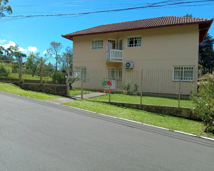 Foto 2 de Casa com 4 quartos à venda, 240m2 em Gramado - RS