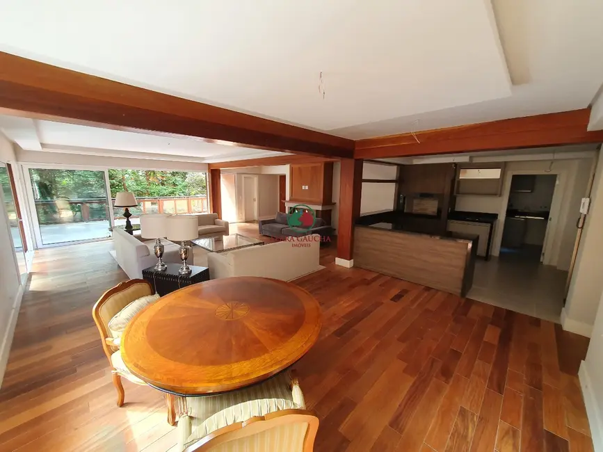 Apartamento com 3 quartos à venda, 223m2 em Centro, Gramado - RS - imagem 4 Foto 4 de Apartamento com 3 quartos à venda, 223m2 em Centro, Gramado - RS