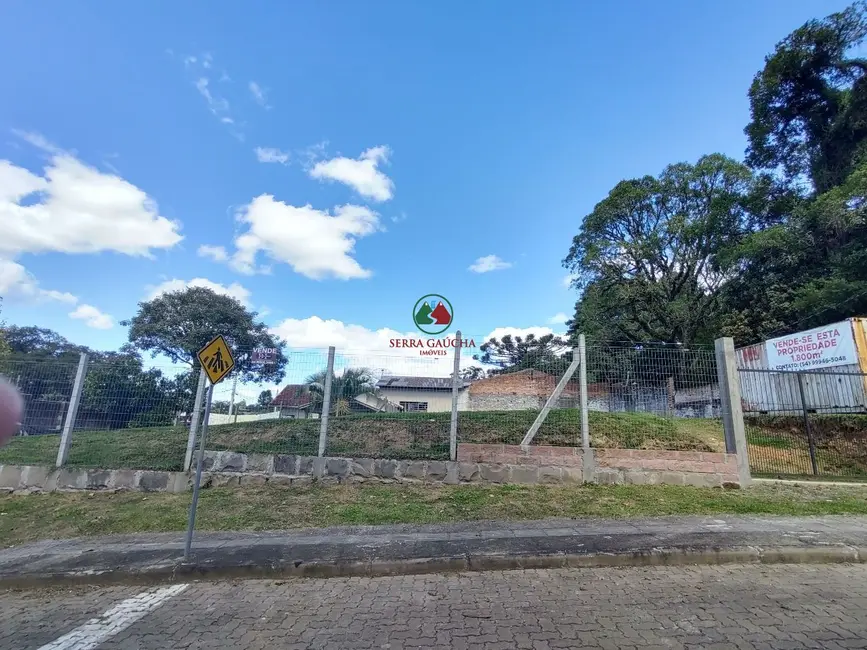 Terreno / Lote à venda, 1800m2 em Canela - RS - imagem 3 Foto 3 de Terreno / Lote à venda, 1800m2 em Canela - RS