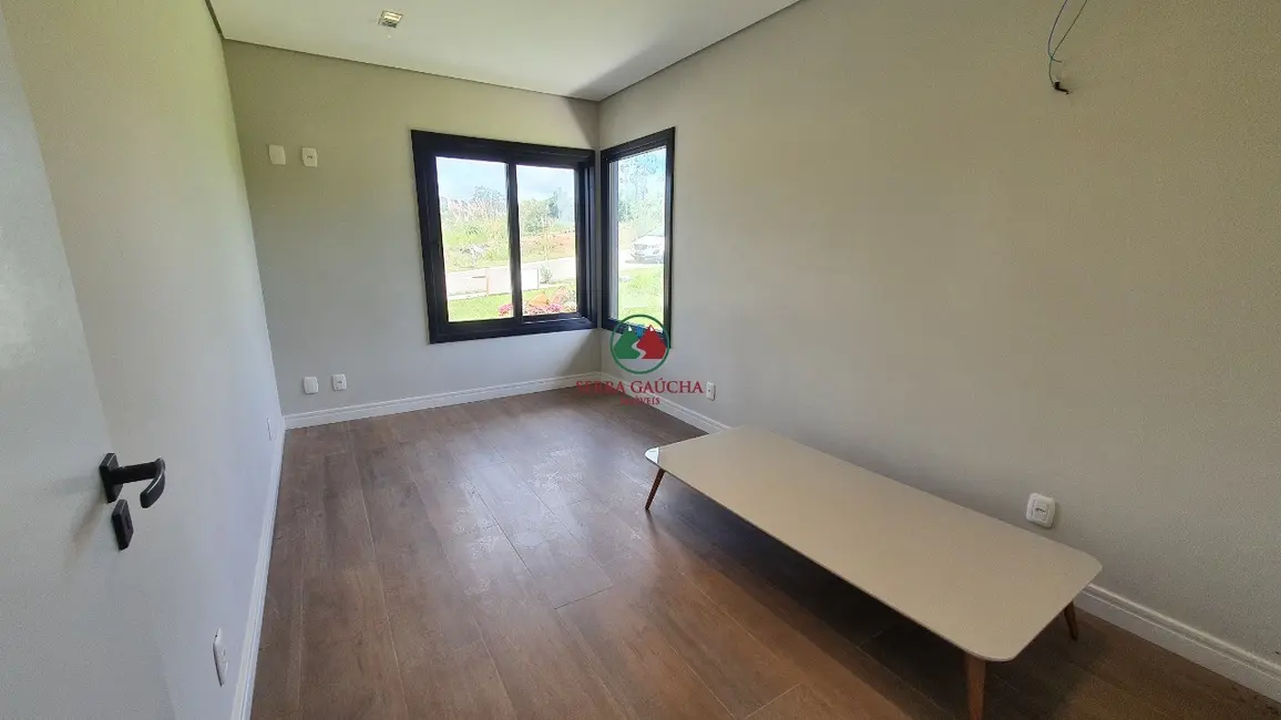 Foto 5 de Casa com 3 quartos à venda, 250m2 em Gramado - RS