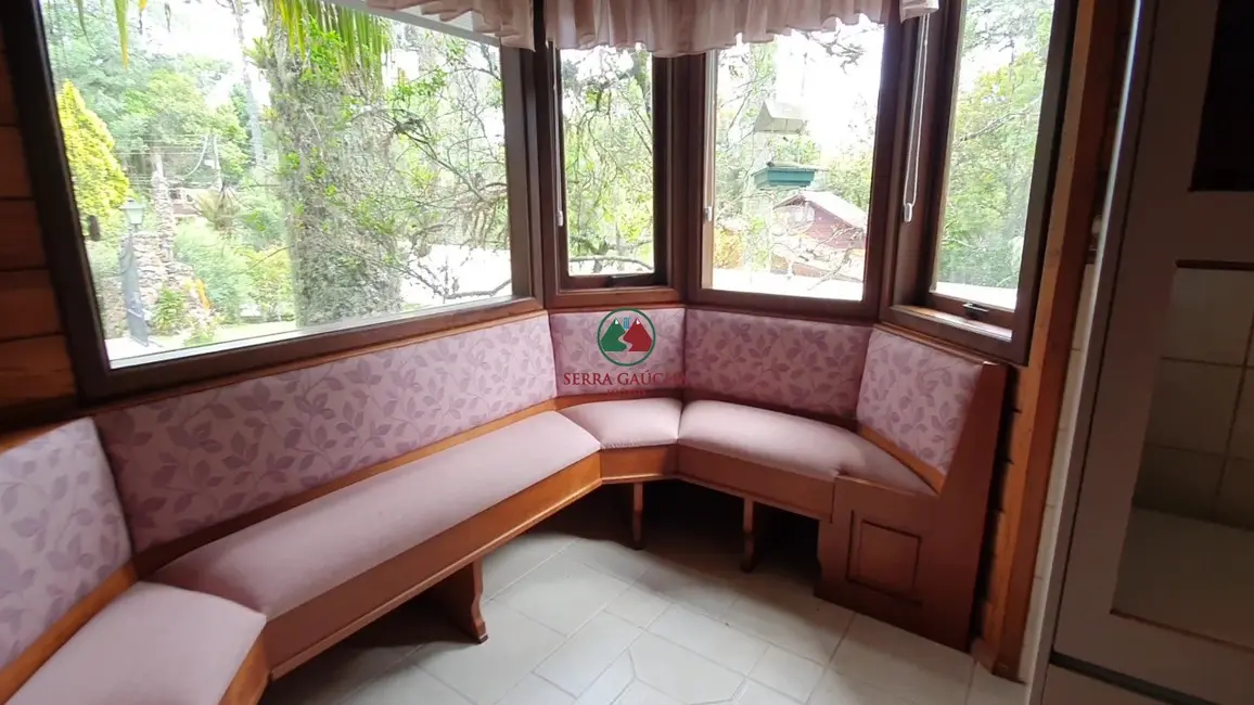 Casa com 3 quartos à venda, 357m2 em Canela - RS - imagem 8 Foto 8 de Casa com 3 quartos à venda, 357m2 em Canela - RS