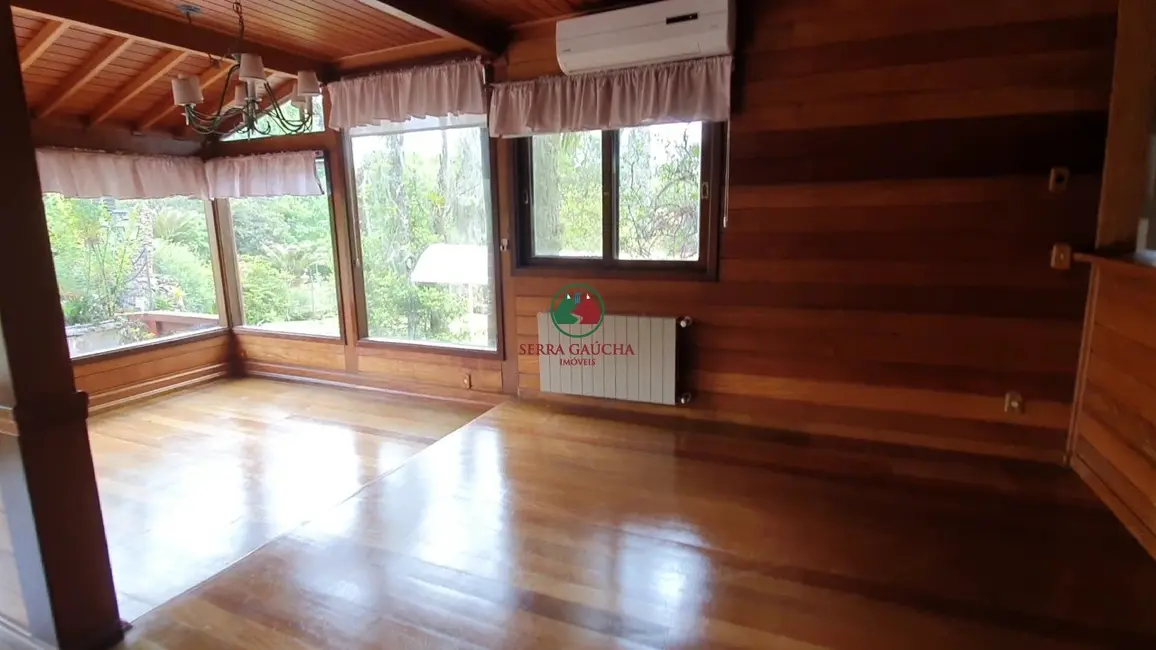 Casa com 3 quartos à venda, 357m2 em Canela - RS - imagem 6 Foto 6 de Casa com 3 quartos à venda, 357m2 em Canela - RS