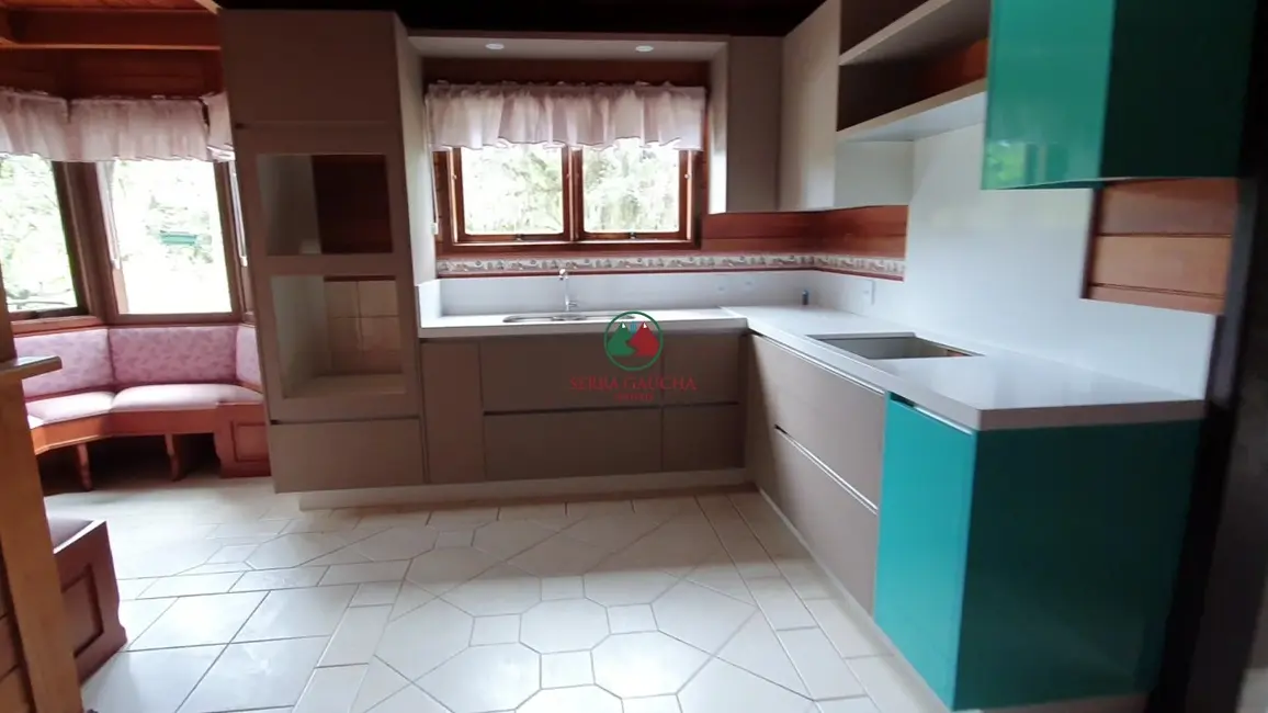 Casa com 3 quartos à venda, 357m2 em Canela - RS - imagem 7 Foto 7 de Casa com 3 quartos à venda, 357m2 em Canela - RS