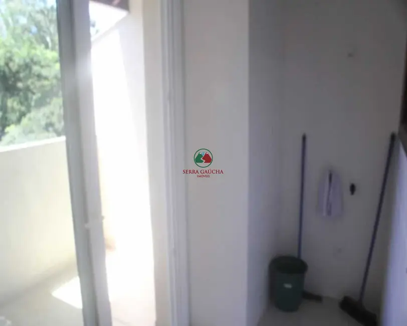 Apartamento com 3 quartos à venda, 120m2 em Centro, Gramado - RS - imagem 6 Foto 6 de Apartamento com 3 quartos à venda, 120m2 em Centro, Gramado - RS