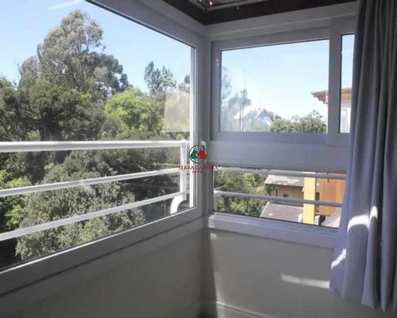 Apartamento com 3 quartos à venda, 120m2 em Centro, Gramado - RS - imagem 8 Foto 8 de Apartamento com 3 quartos à venda, 120m2 em Centro, Gramado - RS