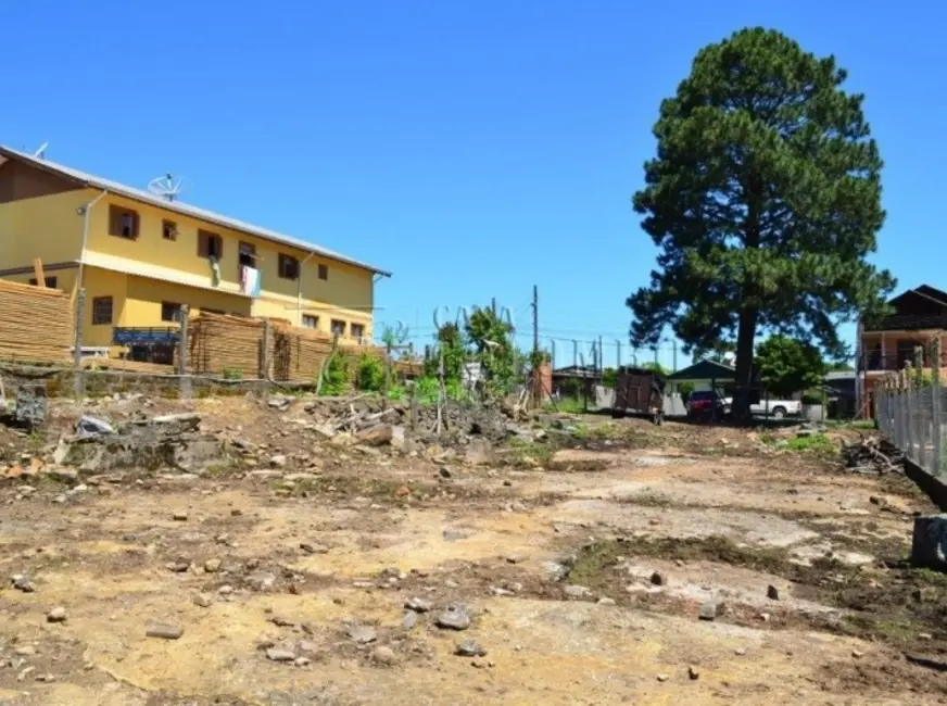 Foto 1 de Terreno / Lote à venda, 2027m2 em Centro, Canela - RS