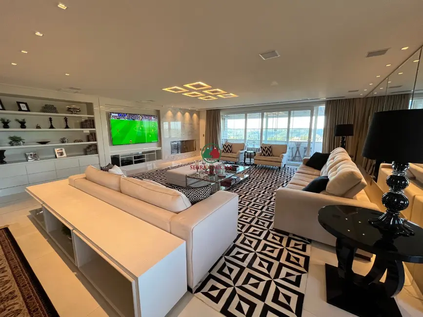 Foto 4 de Apartamento com 4 quartos à venda, 319m2 em Centro, Gramado - RS