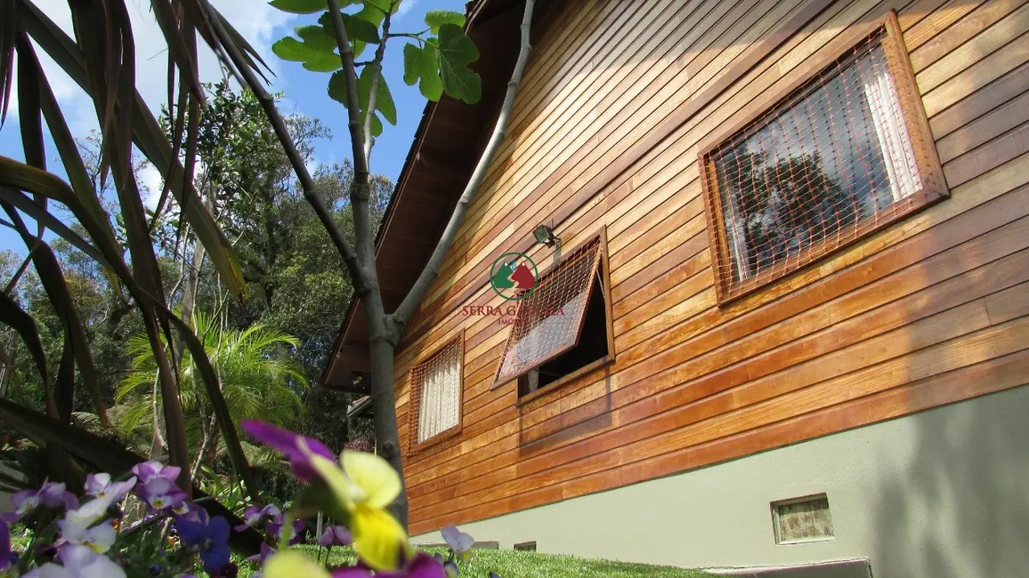 Casa com 2 quartos à venda, 142m2 em Canela - RS - imagem 4 Foto 4 de Casa com 2 quartos à venda, 142m2 em Canela - RS