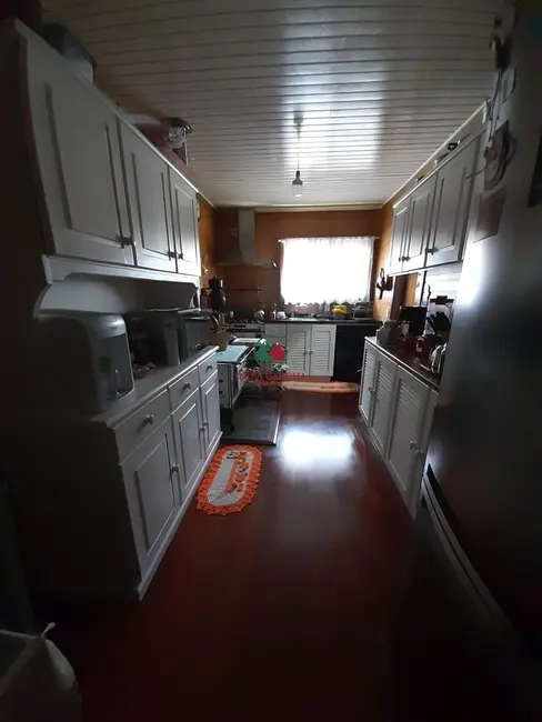 Casa com 2 quartos à venda, 142m2 em Canela - RS - imagem 7 Foto 7 de Casa com 2 quartos à venda, 142m2 em Canela - RS