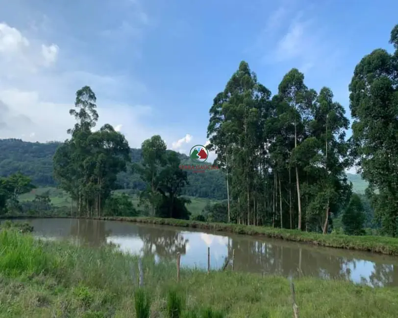 Foto 2 de Sítio / Rancho com 3 quartos à venda, 12m2 em Igrejinha - RS