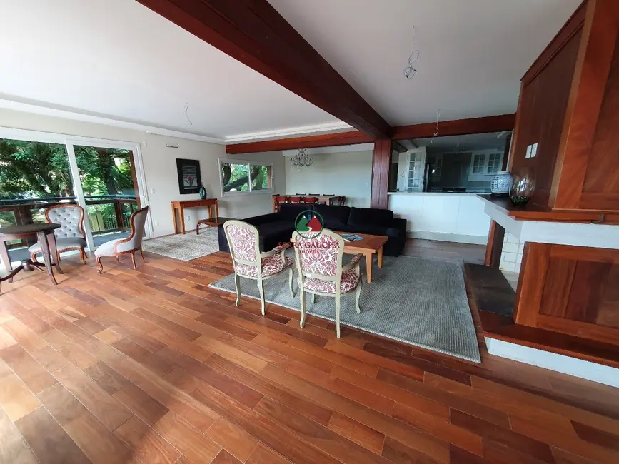 Apartamento com 3 quartos à venda, 220m2 em Centro, Gramado - RS - imagem 5 Foto 5 de Apartamento com 3 quartos à venda, 220m2 em Centro, Gramado - RS