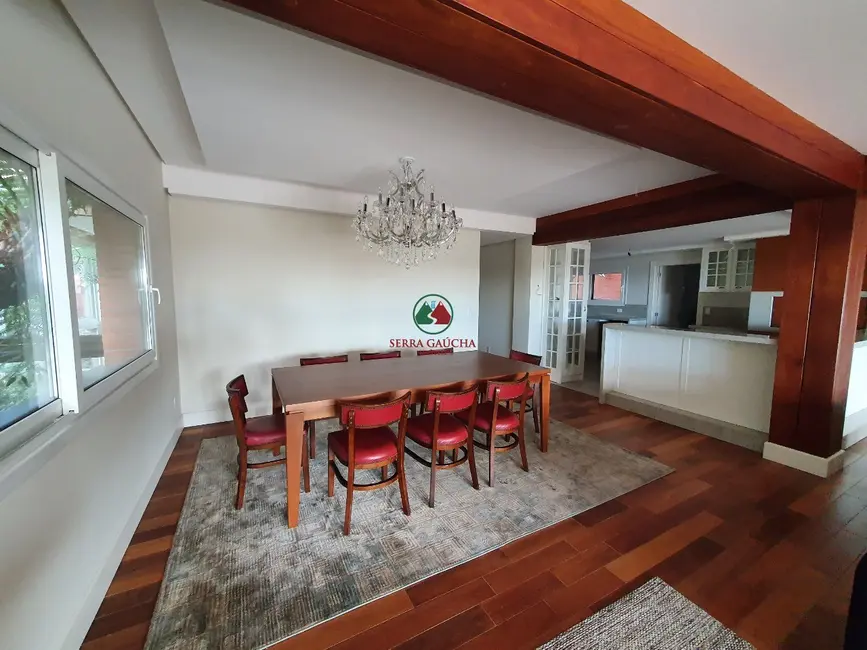 Apartamento com 3 quartos à venda, 220m2 em Centro, Gramado - RS - imagem 4 Foto 4 de Apartamento com 3 quartos à venda, 220m2 em Centro, Gramado - RS