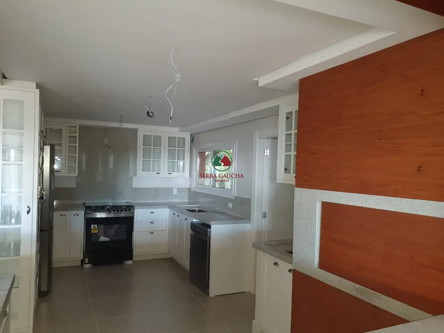 Apartamento com 3 quartos à venda, 220m2 em Centro, Gramado - RS - imagem 7 Foto 7 de Apartamento com 3 quartos à venda, 220m2 em Centro, Gramado - RS