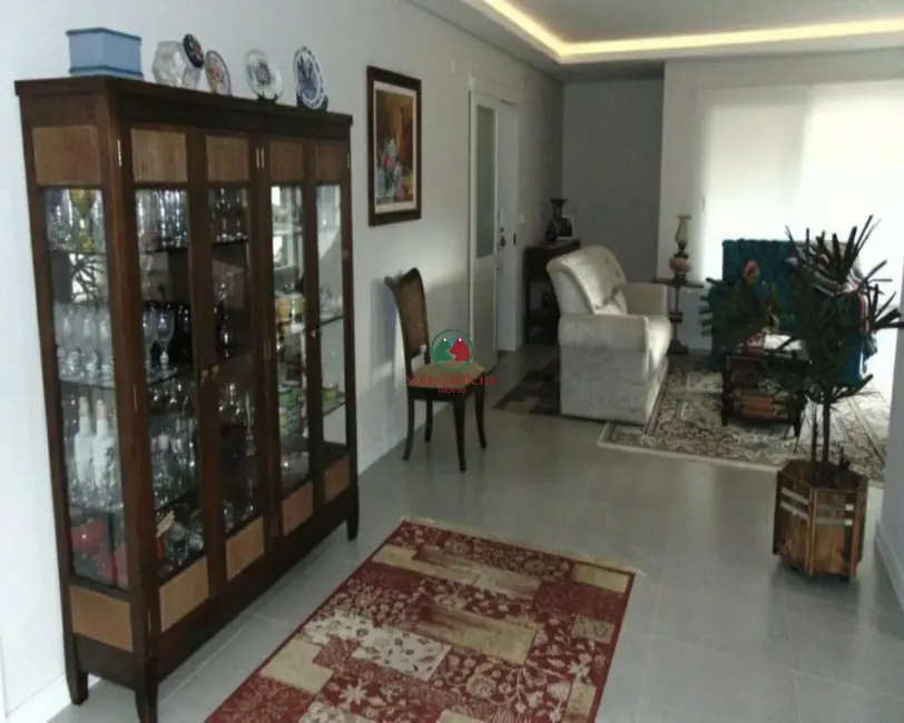 Foto 6 de Casa com 7 quartos à venda, 353m2 em Gramado - RS