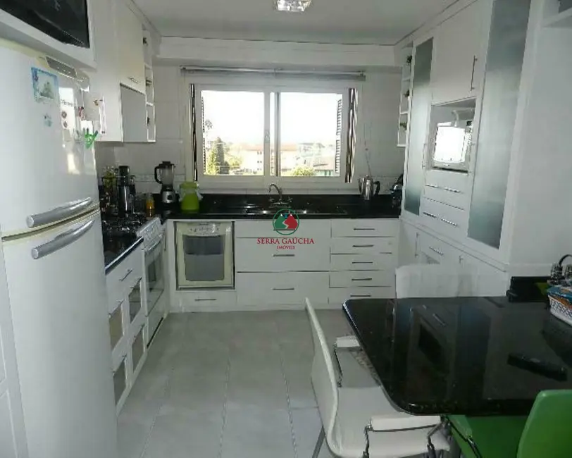 Apartamento com 3 quartos à venda, 200m2 em Gramado - RS - imagem 7 Foto 7 de Apartamento com 3 quartos à venda, 200m2 em Gramado - RS