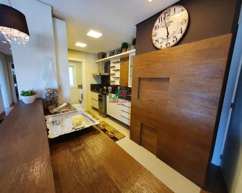 Apartamento com 4 quartos à venda, 280m2 em Centro, Gramado - RS - imagem 4 Foto 4 de Apartamento com 4 quartos à venda, 280m2 em Centro, Gramado - RS