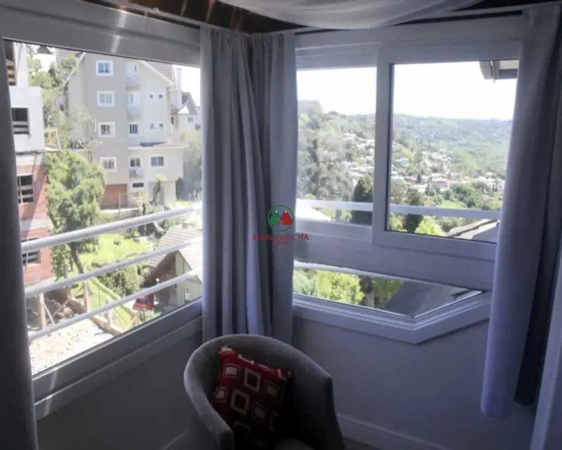 Apartamento com 3 quartos à venda, 120m2 em Centro, Gramado - RS - imagem 8 Foto 8 de Apartamento com 3 quartos à venda, 120m2 em Centro, Gramado - RS