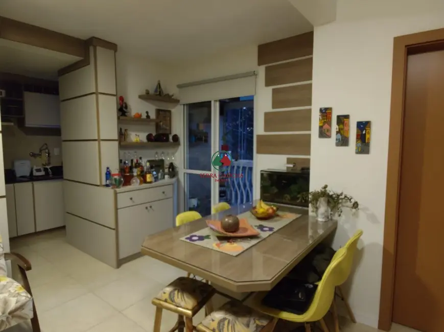Apartamento com 3 quartos à venda, 94m2 em Canela - RS - imagem 4 Foto 4 de Apartamento com 3 quartos à venda, 94m2 em Canela - RS