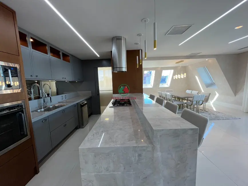 Foto 8 de Apartamento com 3 quartos à venda, 227m2 em Centro, Gramado - RS