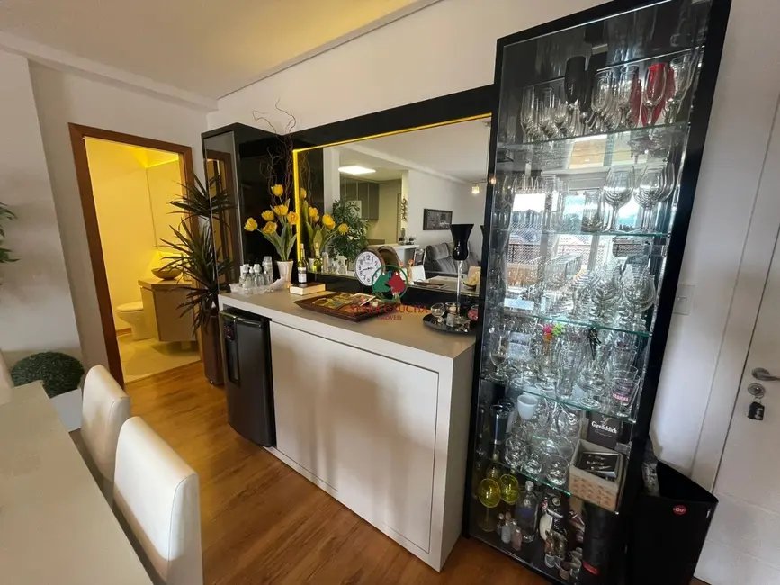 Apartamento com 2 quartos à venda, 101m2 em Centro, Gramado - RS - imagem 4 Foto 4 de Apartamento com 2 quartos à venda, 101m2 em Centro, Gramado - RS