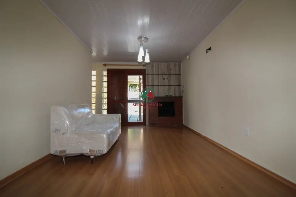 Casa com 4 quartos à venda, 163m2 em Canela - RS - imagem 3 Foto 3 de Casa com 4 quartos à venda, 163m2 em Canela - RS