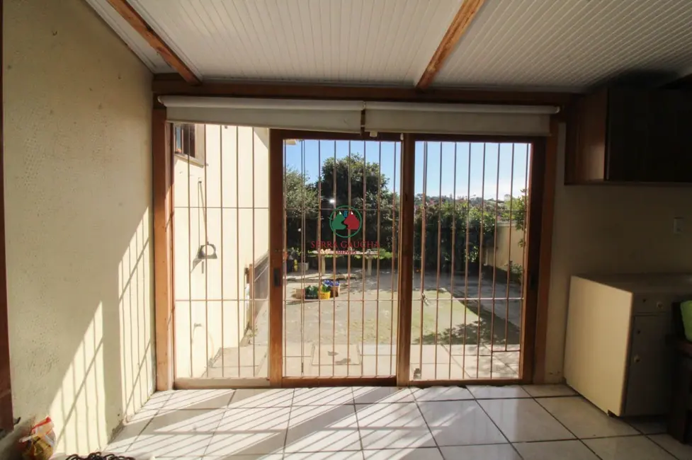 Casa com 4 quartos à venda, 163m2 em Canela - RS - imagem 9 Foto 9 de Casa com 4 quartos à venda, 163m2 em Canela - RS