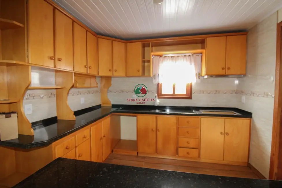 Casa com 4 quartos à venda, 163m2 em Canela - RS - imagem 7 Foto 7 de Casa com 4 quartos à venda, 163m2 em Canela - RS