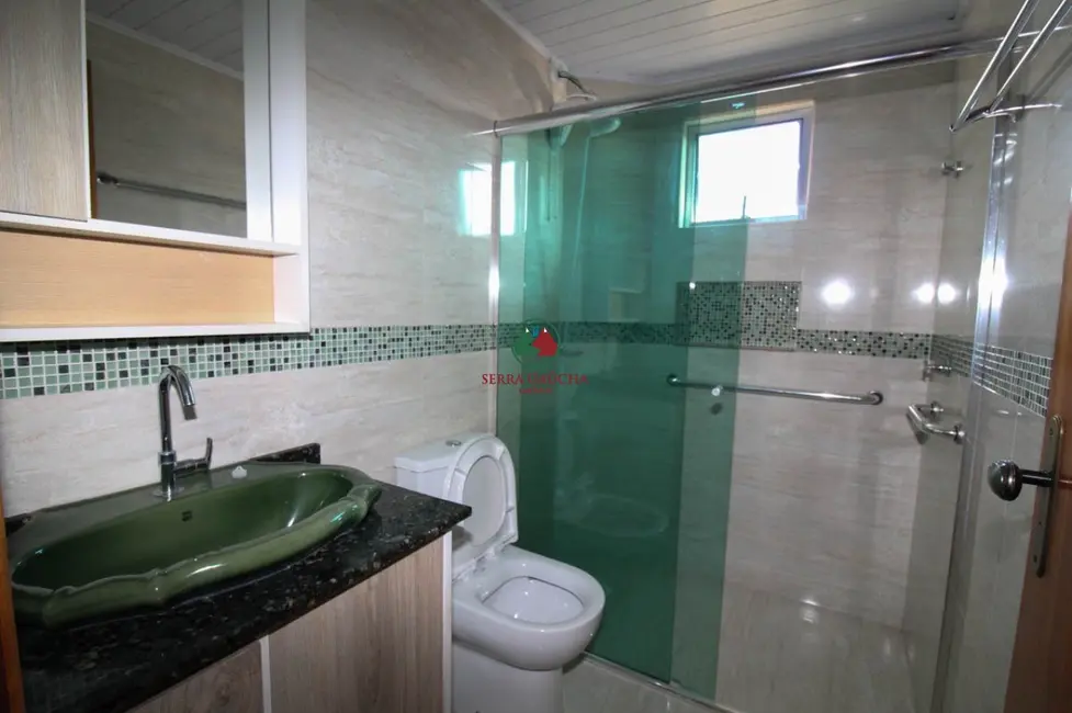 Casa com 4 quartos à venda, 163m2 em Canela - RS - imagem 5 Foto 5 de Casa com 4 quartos à venda, 163m2 em Canela - RS